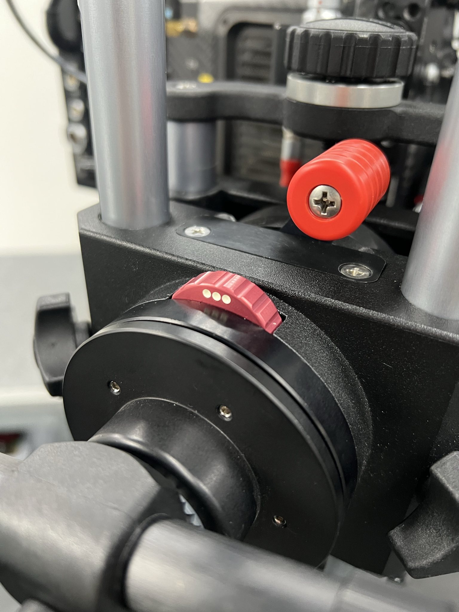 Cartoni Lambda 10 HL 1000 nodal head mieten leihen 4 Cartoni Lambda 10 HL 1000 nodal head mieten leihen 4