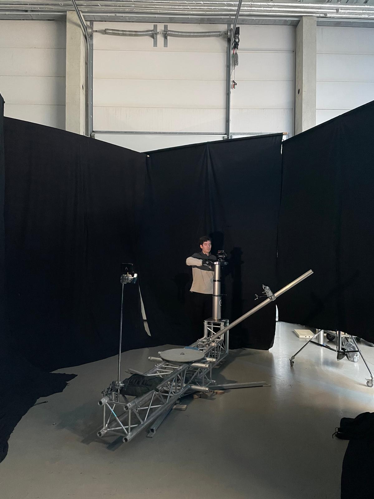 CineOne Orbiter Solaris 360 Kamera Spin Rig Mieten Leihen 2 CineOne Orbiter Solaris 360 Kamera Spin Rig Mieten Leihen 2