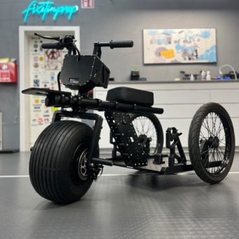 custom_easy_raptor_trike_mieten_leihen_cineone_4